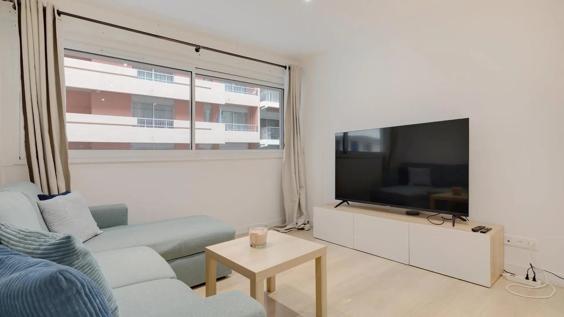 Newly Renovated Charming Downtown Apartment Antibes