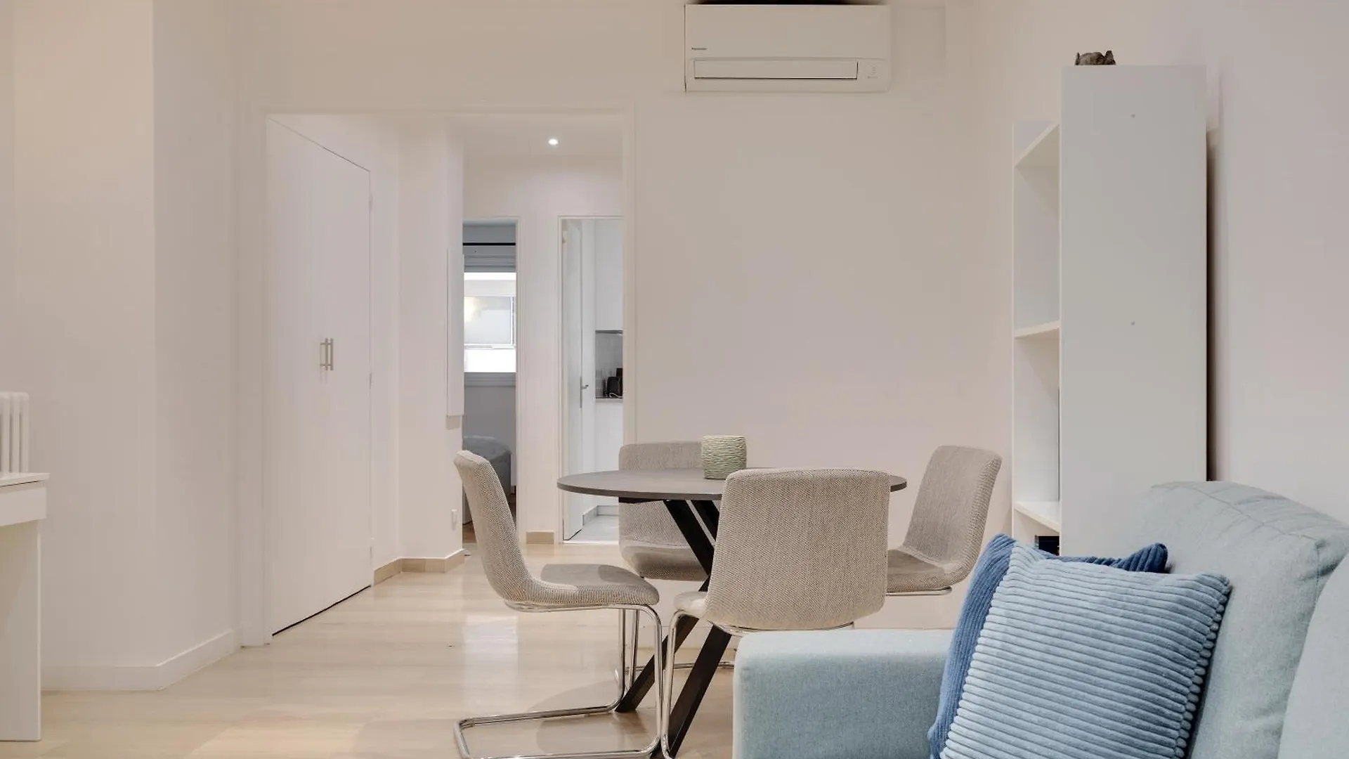 Newly Renovated Charming Downtown Apartment Antibes